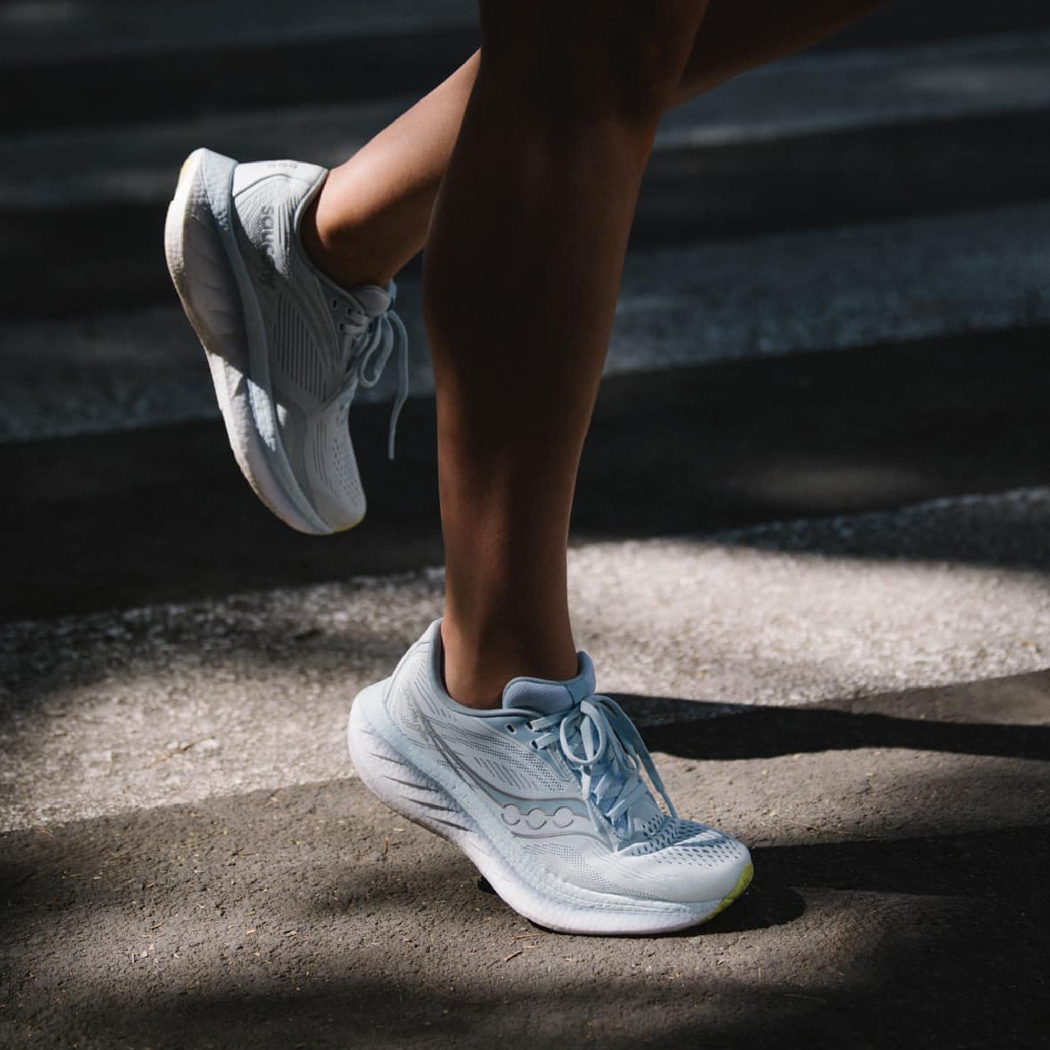 Saucony